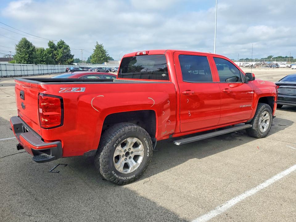 Photo 3 from auction – 2017 CHEVROLET SILVERADO with VIN 3GCUKREC8HG329992