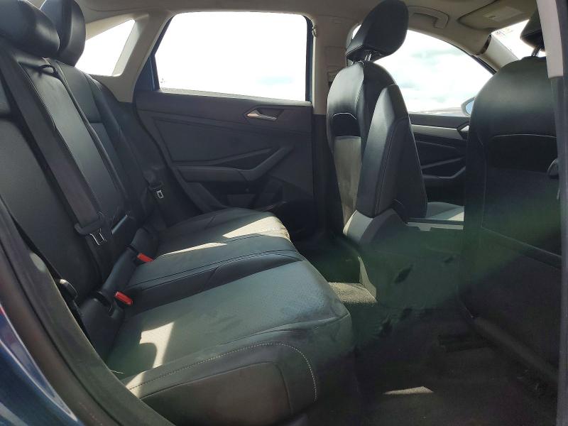 Photo 10 from auction – 2019 VOLKSWAGEN JETTA with VIN 3VWC57BU6KM033797
