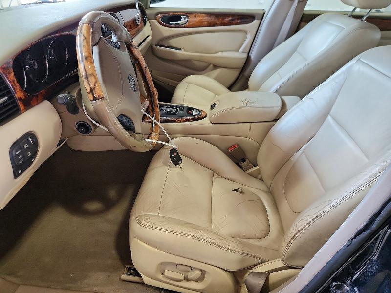 Zdjęcie 7 z aukcji – 2004 JAGUAR XJ8 z VIN SAJEA71C74SG01571