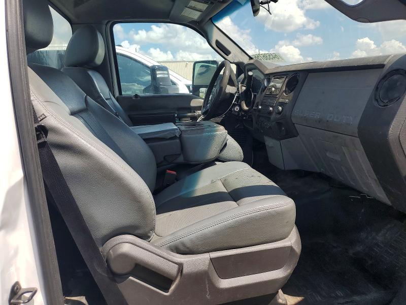 Photo 11 from auction – 2016 FORD F550 with VIN 1FDUF5GT0GEC46455