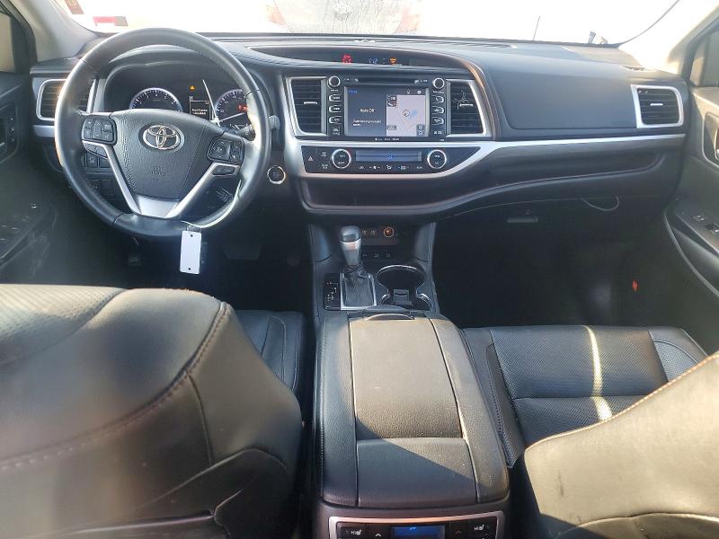 Photo 8 from auction – 2019 TOYOTA HIGHLANDER with VIN 5TDDZRFH0KS744092