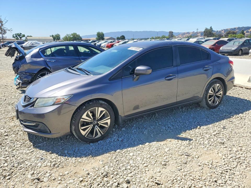 HONDA CIVIC 2015 with VIN 19XFB2E51FE070269 - Photo from auction