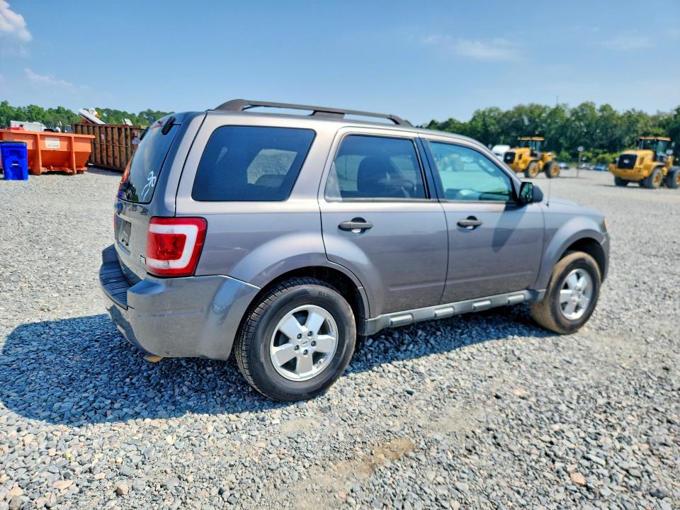 Photo 3 from auction – 2012 FORD ESCAPE with VIN 1FMCU9DG6CKA56431