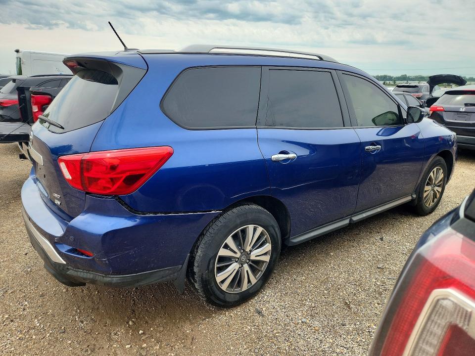 Photo 3 from auction – 2018 NISSAN PATHFINDER with VIN 5N1DR2MM6JC614384