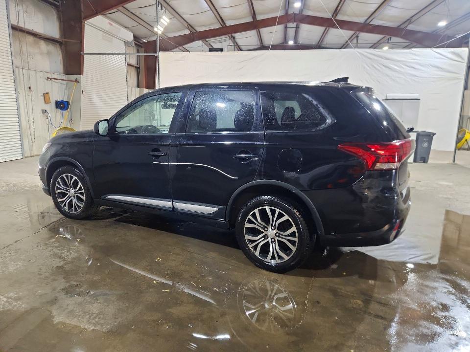 Photo 2 from auction – 2018 MITSUBISHI OUTLANDER with VIN JA4AZ3A37JZ070817