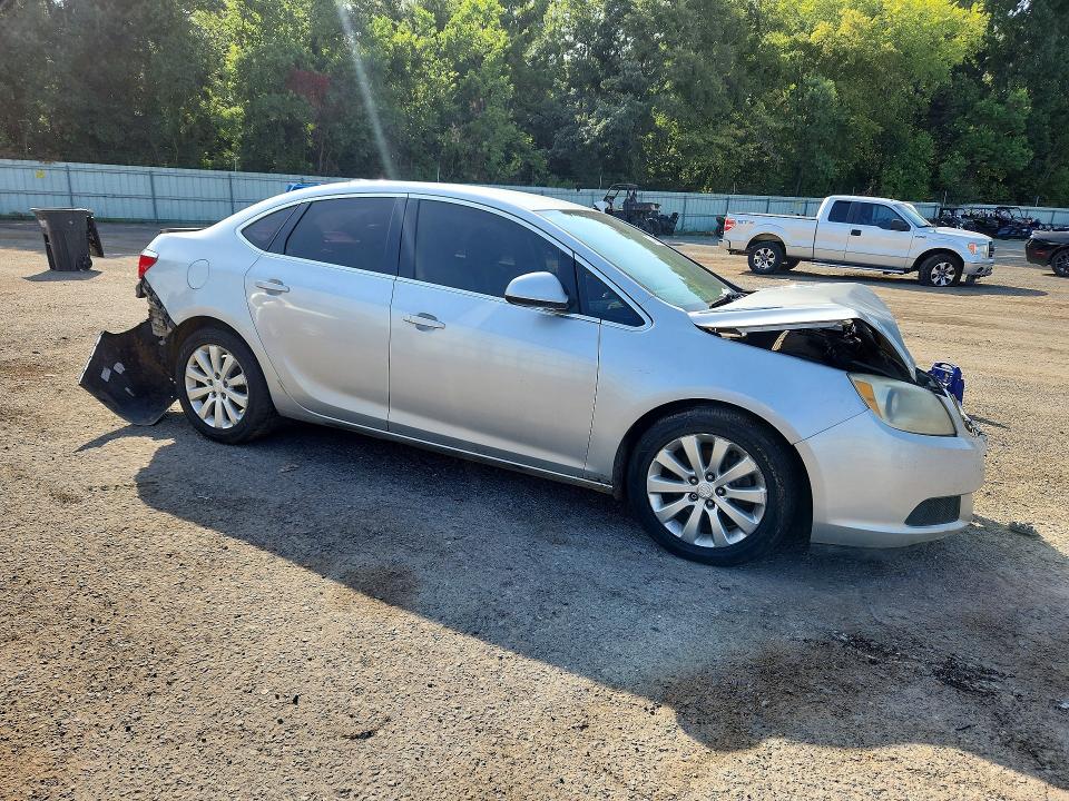 Photo 4 from auction – 2015 BUICK VERANO with VIN 1G4PP5SK6F4134403