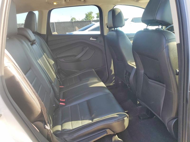 Photo 11 from auction – 2016 FORD ESCAPE with VIN 1FMCU9J92GUA81598