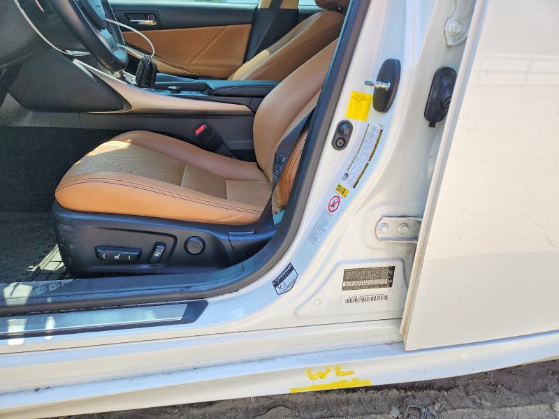 Photo 12 from auction – 2015 LEXUS IS 250 with VIN JTHBF1D29F5054464