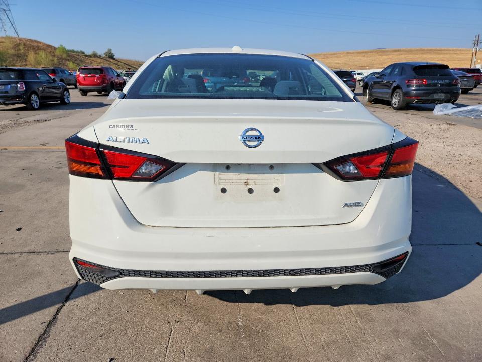 Photo 6 from auction – 2019 NISSAN ALTIMA with VIN 1N4BL4BW8KC170753