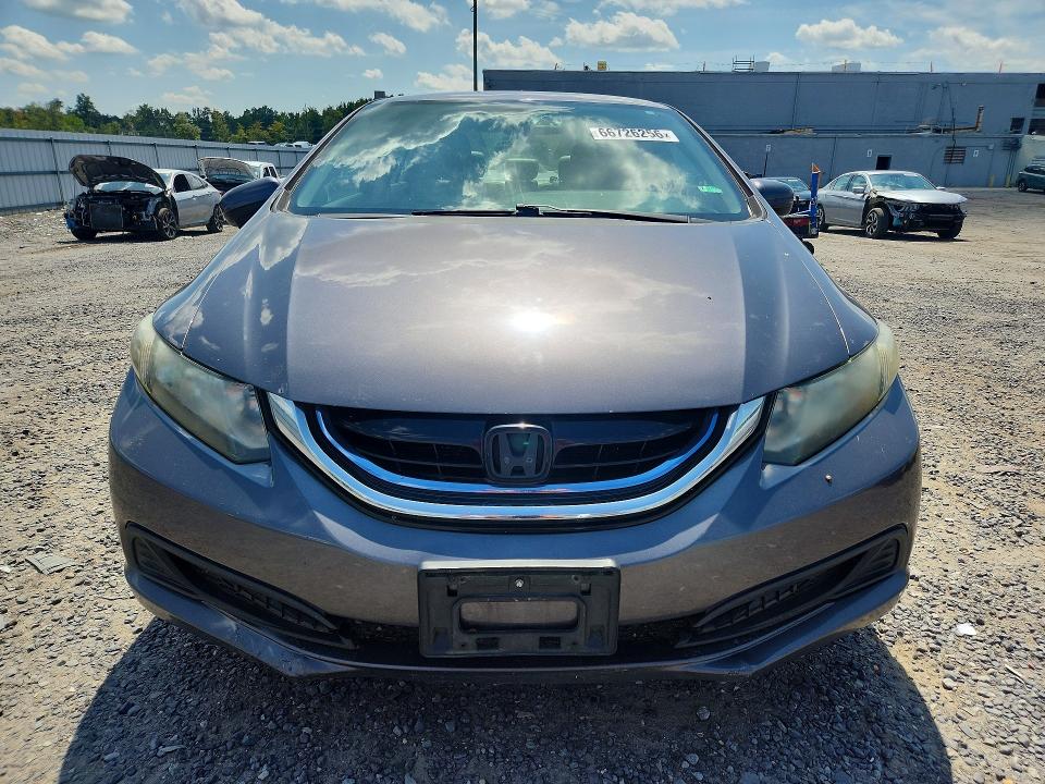 Photo 5 from auction – 2015 HONDA CIVIC with VIN 19XFB4F32FE200262