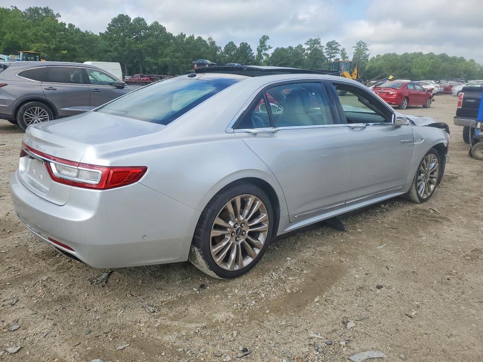 Photo 3 from auction – 2017 LINCOLN CONTINENTAL with VIN 1LN6L9NP4H5617858