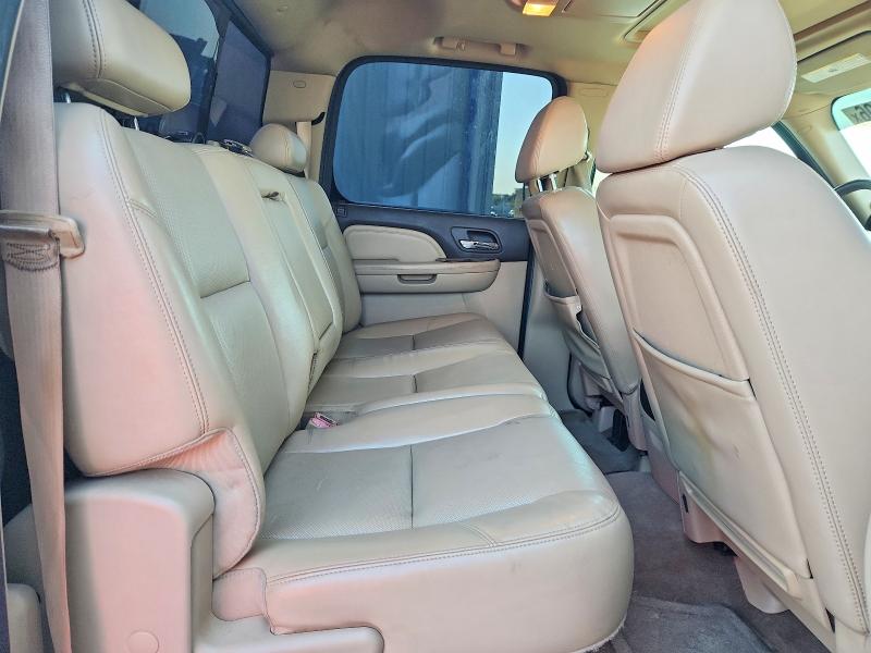 Photo 10 from auction – 2009 GMC SIERRA with VIN 3GTEK03289G214949