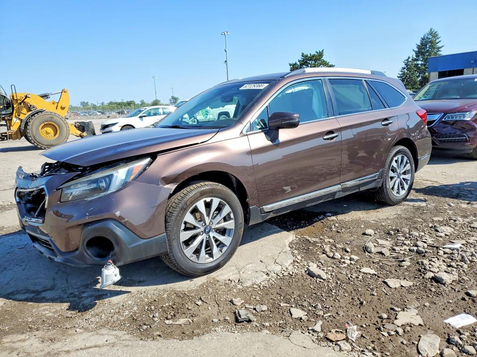 SUBARU OUTBACK 2019 with VIN 4S4BSETC7K3280776 - Photo from auction