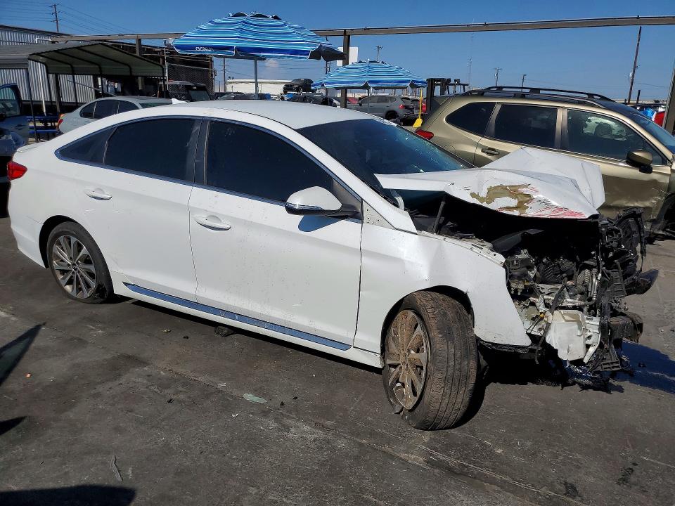 Photo 4 from auction – 2017 HYUNDAI SONATA with VIN 5NPE34AF9HH554224