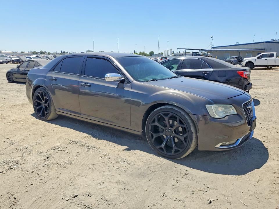 Zdjęcie 4 z aukcji – 2016 CHRYSLER 300C z VIN 2C3CCAEGXGH294792