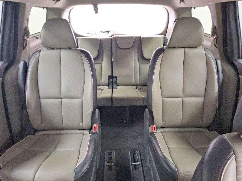 Photo 10 from auction – 2018 KIA SEDONA with VIN KNDMC5C15J6348093