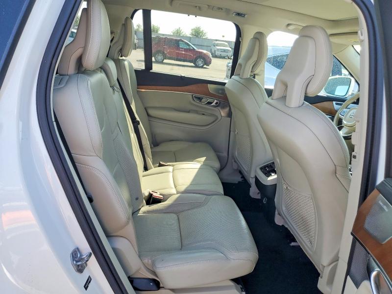 Photo 11 from auction – 2016 VOLVO XC90 with VIN YV4A22PL0G1048237
