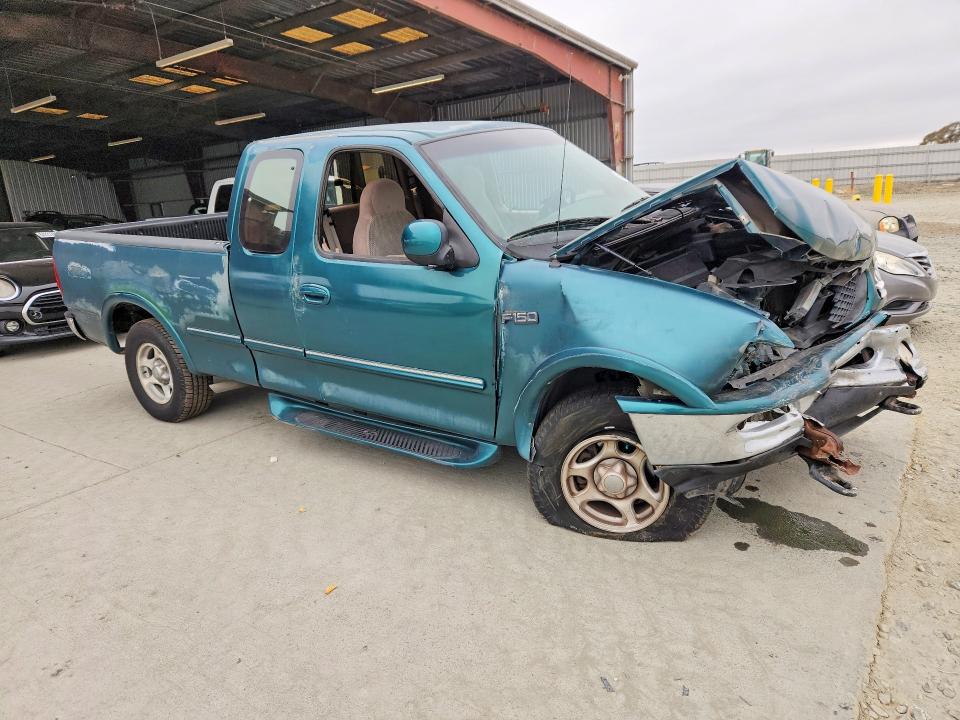 Photo 4 from auction – 1997 FORD F150 with VIN 1FTDX1868VNB22126