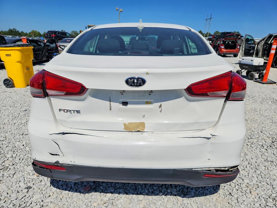 Photo 6 from auction – 2017 KIA FORTE with VIN 3KPFK4A70HE037382