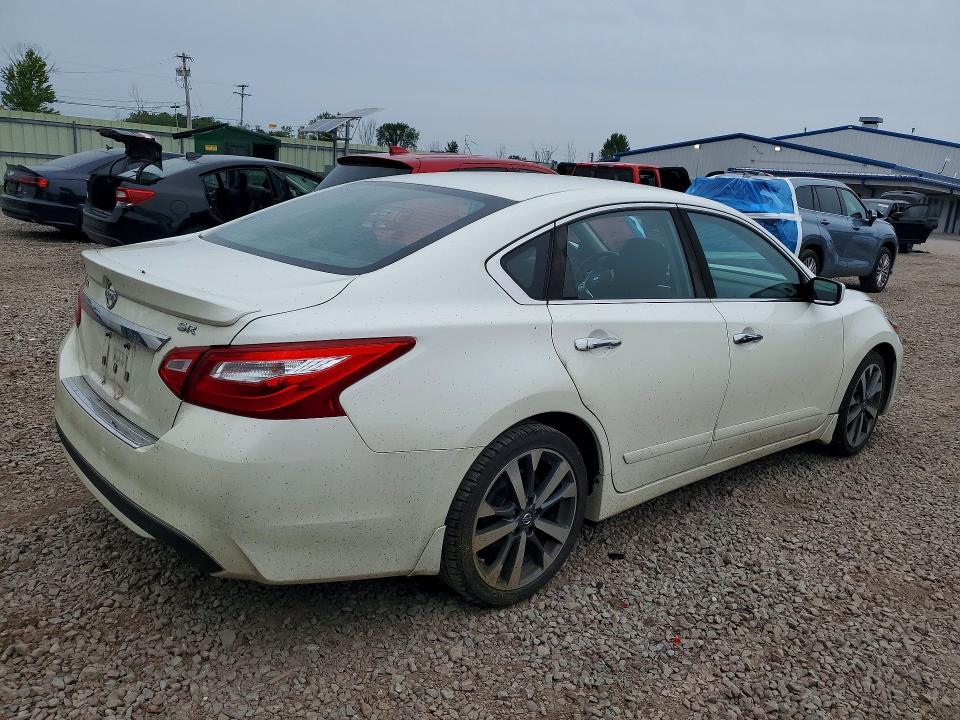 Photo 3 from auction – 2016 NISSAN ALTIMA with VIN 1N4AL3AP9GC288866