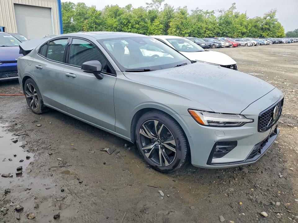 Photo 4 from auction – 2025 VOLVO S60 with VIN 7JRL12FJ0SG362685