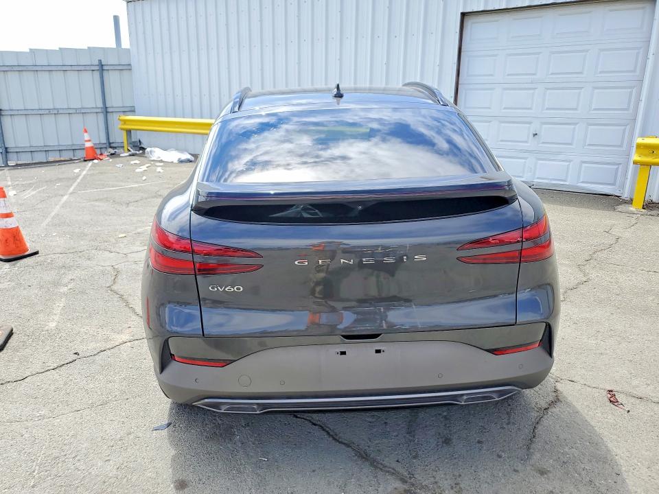 Foto 6 de la subasta – 2024 GENESIS GV60 con VIN KMUKB4SA0RU023720
