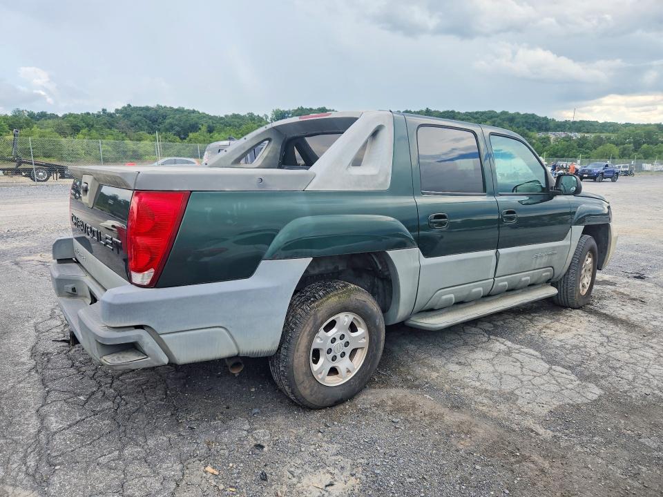 Photo 3 from auction – 2002 CHEVROLET AVALANCHE with VIN 3GNEK13T62G172924