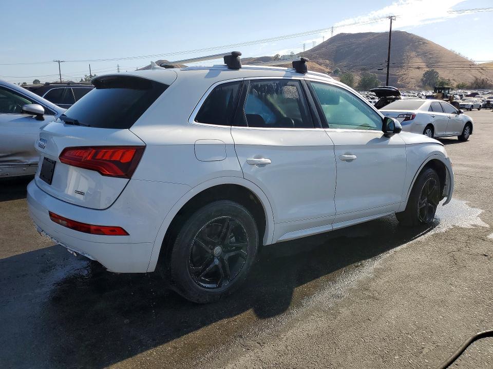 Foto 3 de la subasta – 2019 AUDI Q5 con VIN WA1ANAFY2K2125107
