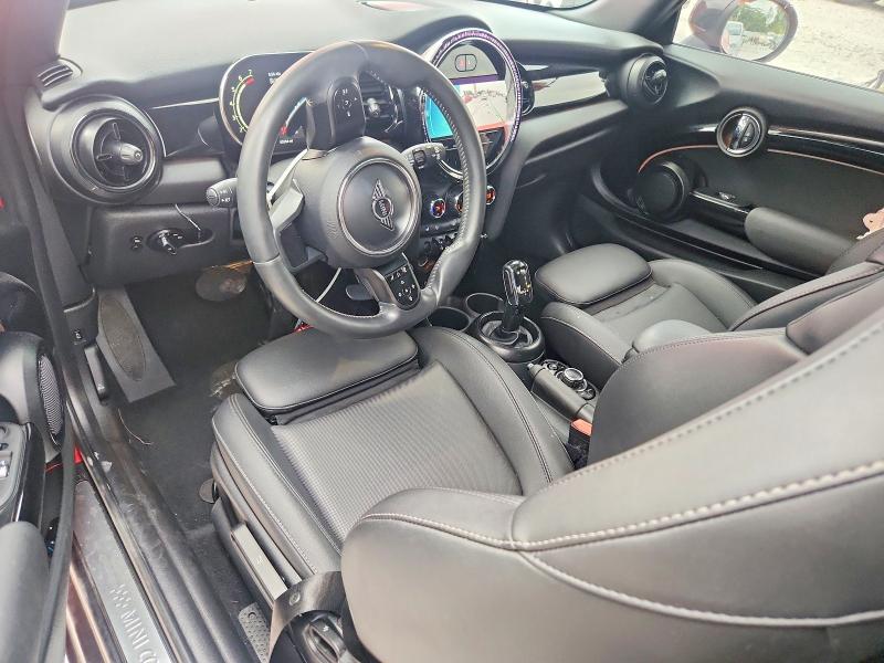 Photo 8 from auction – 2023 MINI COOPER with VIN WMW53DH06P2T89022