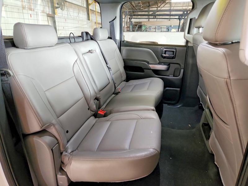 Photo 10 from auction – 2018 CHEVROLET SILVERADO with VIN 3GCUKREC0JG491198