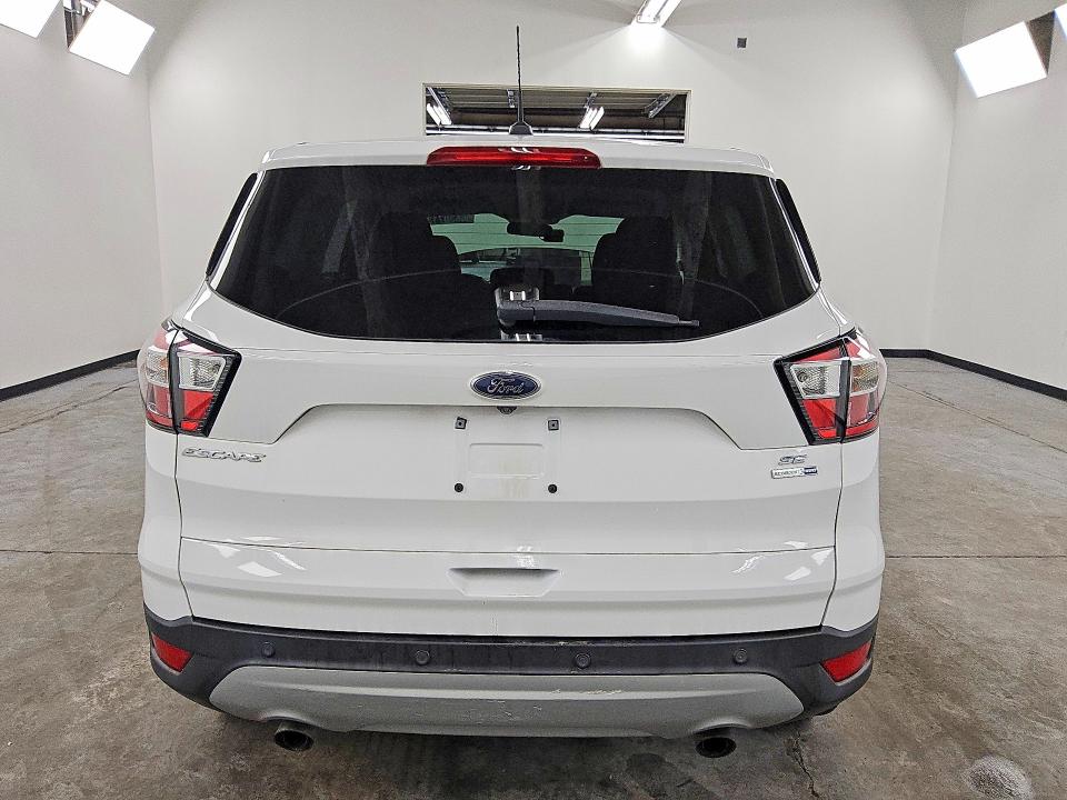 Photo 6 from auction – 2017 FORD ESCAPE with VIN 1FMCU9GD3HUD73466