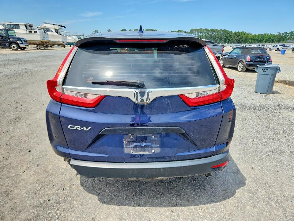 Photo 6 from auction – 2017 HONDA CR-V with VIN 7FARW5H36HE015380