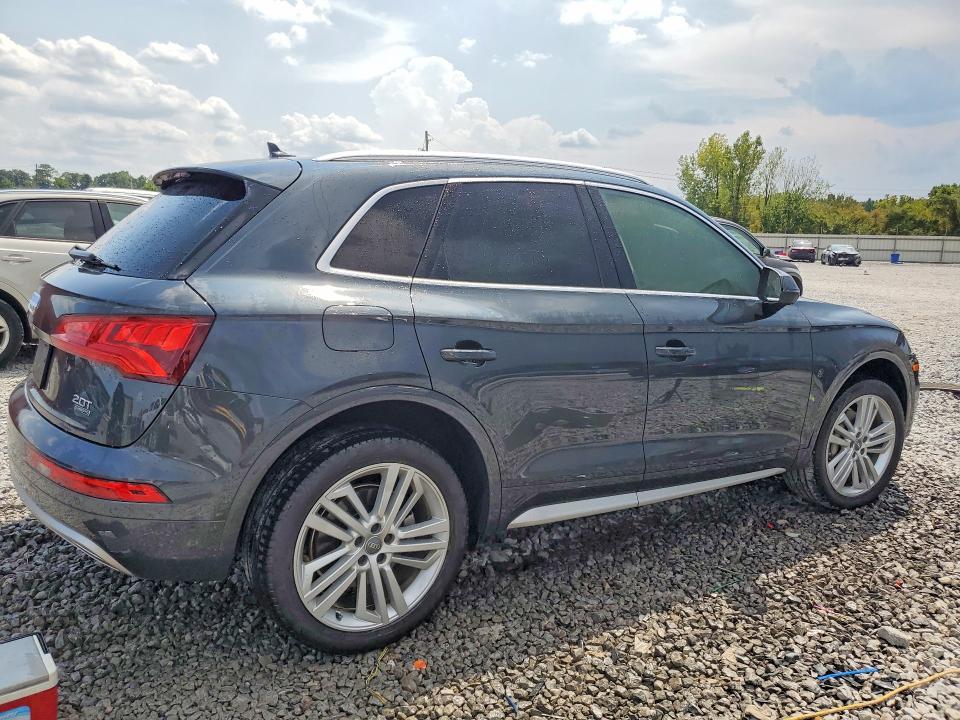 Photo 3 from auction – 2018 AUDI Q5 with VIN WA1BNAFY1J2017225
