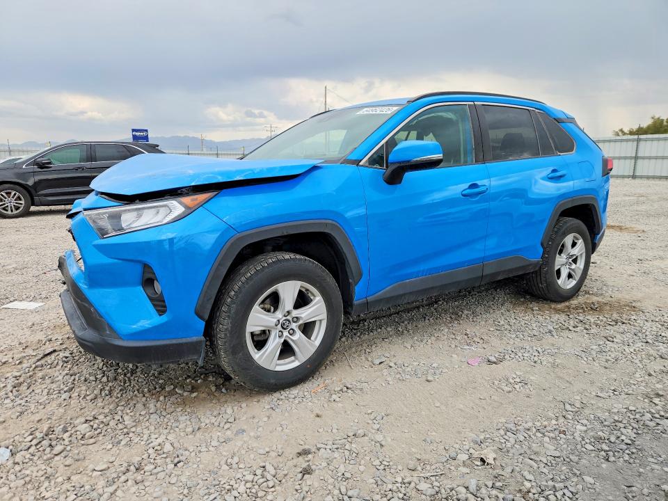 TOYOTA RAV4 2021 with VIN 2T3P1RFV9MW140181 - Photo from auction