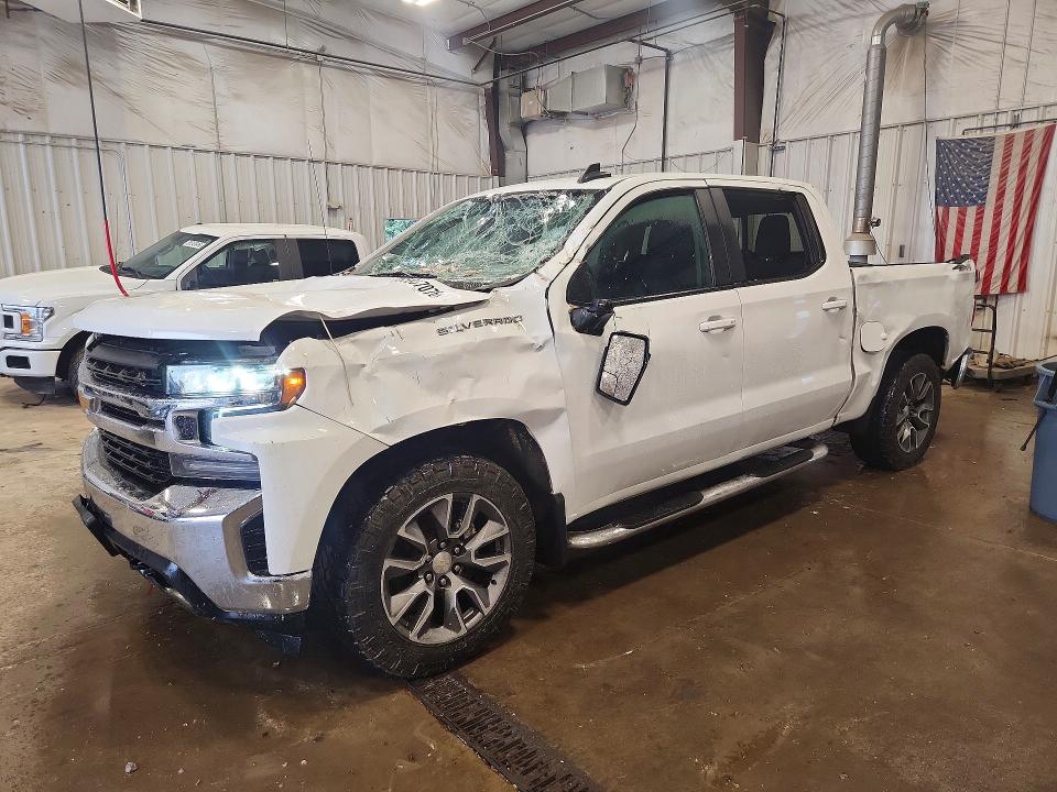 CHEVROLET SILVERADO 2019 with VIN 1GCUYDED4KZ377801 - Photo from auction