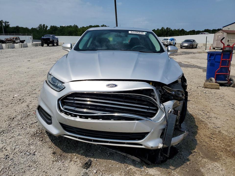 Снимка 5 от търг – 2015 FORD FUSION с VIN 1FA6P0H76F5124704