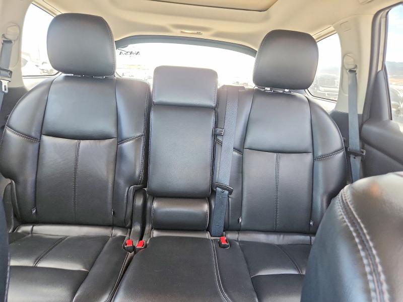 Photo 10 from auction – 2017 NISSAN PATHFINDER with VIN 5N1DR2MM9HC606791
