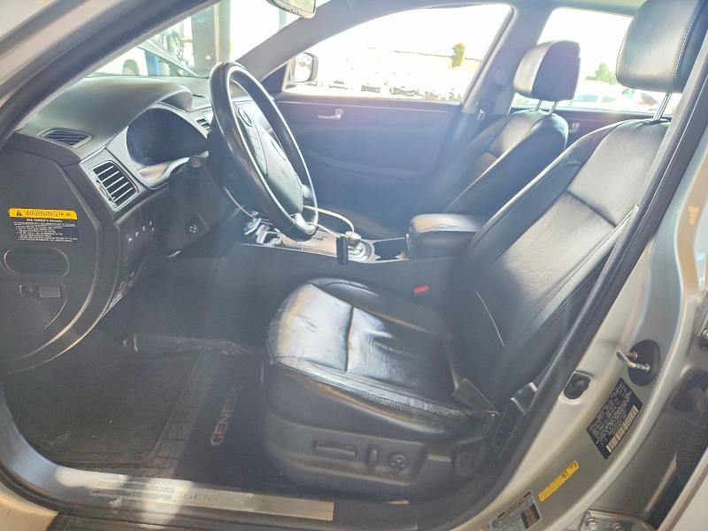 Photo 7 from auction – 2012 HYUNDAI GENESIS with VIN KMHGC4DD0CU153321