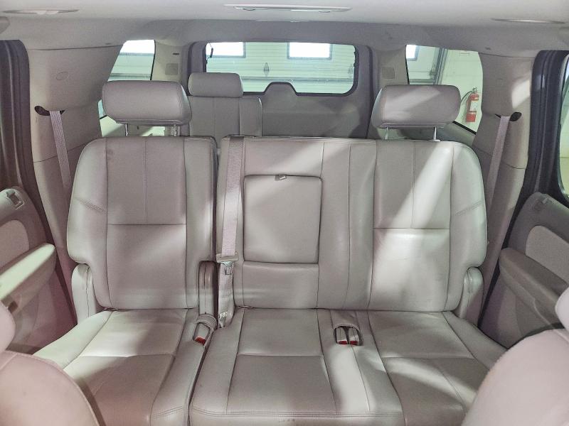 Photo 10 from auction – 2008 CHEVROLET SUBURBAN with VIN 1GNFK16378J203881