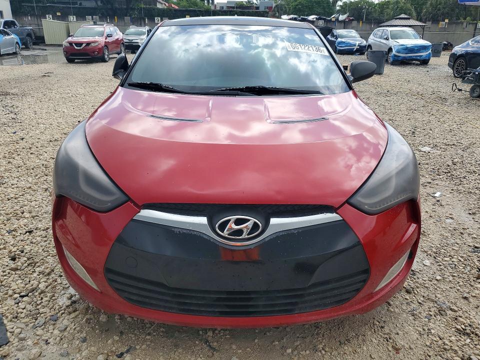 Photo 5 from auction – 2013 HYUNDAI VELOSTER with VIN KMHTC6AD2DU170329