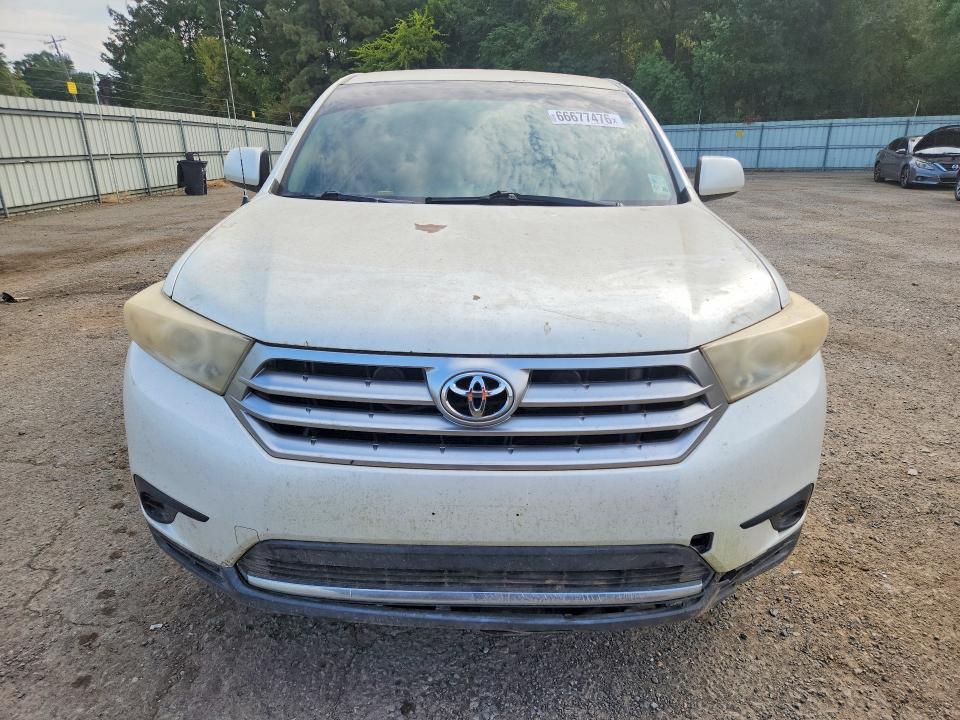 Photo 5 from auction – 2011 TOYOTA HIGHLANDER with VIN 5TDZA3EH4BS011488