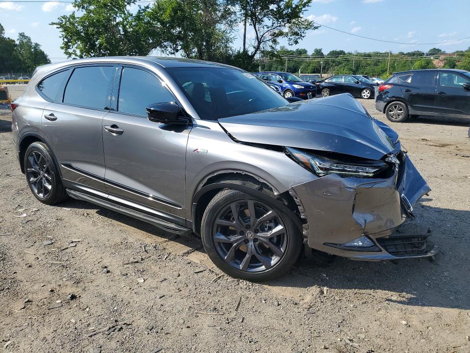 Zdjęcie 4 z aukcji – 2023 ACURA MDX z VIN 5J8YE1H03PL035978