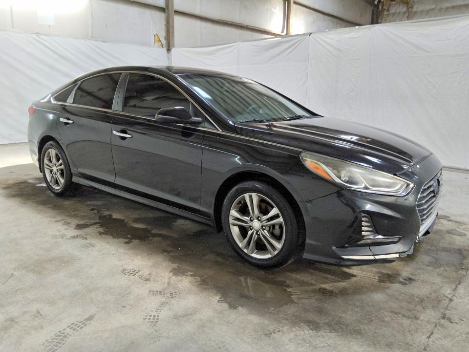 Photo 4 from auction – 2018 HYUNDAI SONATA with VIN 5NPE34AFXJH612380