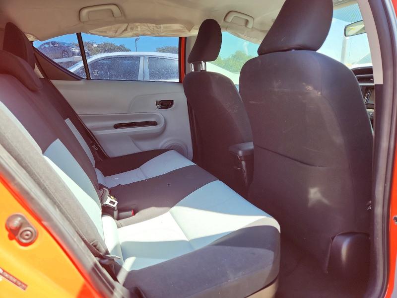 Photo 11 from auction – 2014 TOYOTA PRIUS C with VIN JTDKDTB3XE1061895