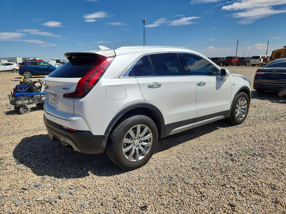 Снимка 3 от търг – 2020 CADILLAC XT4 с VIN 1GYFZDR44LF084963