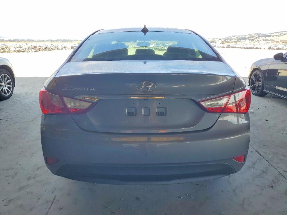 Photo 6 from auction – 2014 HYUNDAI SONATA with VIN 5NPEB4AC6EH838317