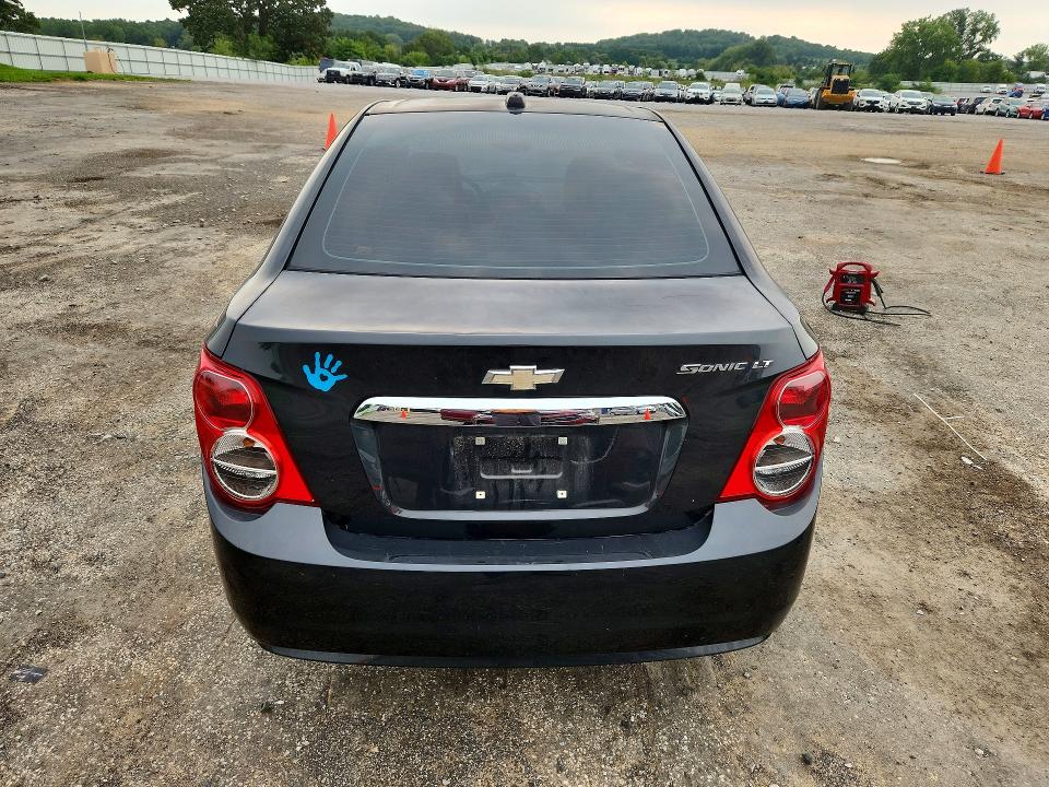 Photo 6 from auction – 2015 CHEVROLET SONIC with VIN 1G1JC5SH7F4112882