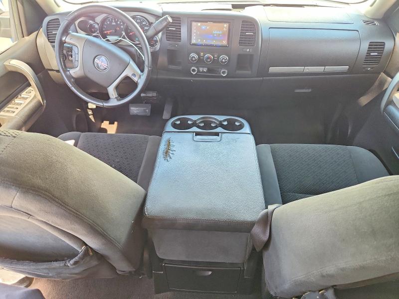 Photo 8 from auction – 2008 GMC SIERRA with VIN 2GTEC19C881330422