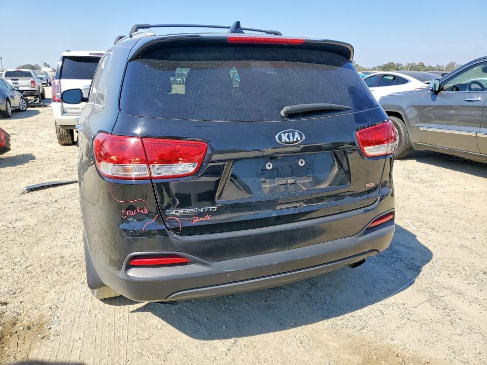 Photo 6 from auction – 2018 KIA SORENTO with VIN 5XYPGDA35JG385948