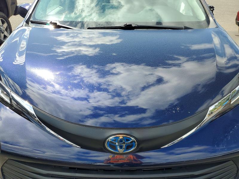 Photo 11 from auction – 2022 TOYOTA SIENNA with VIN 5TDKSKFC9NS067684